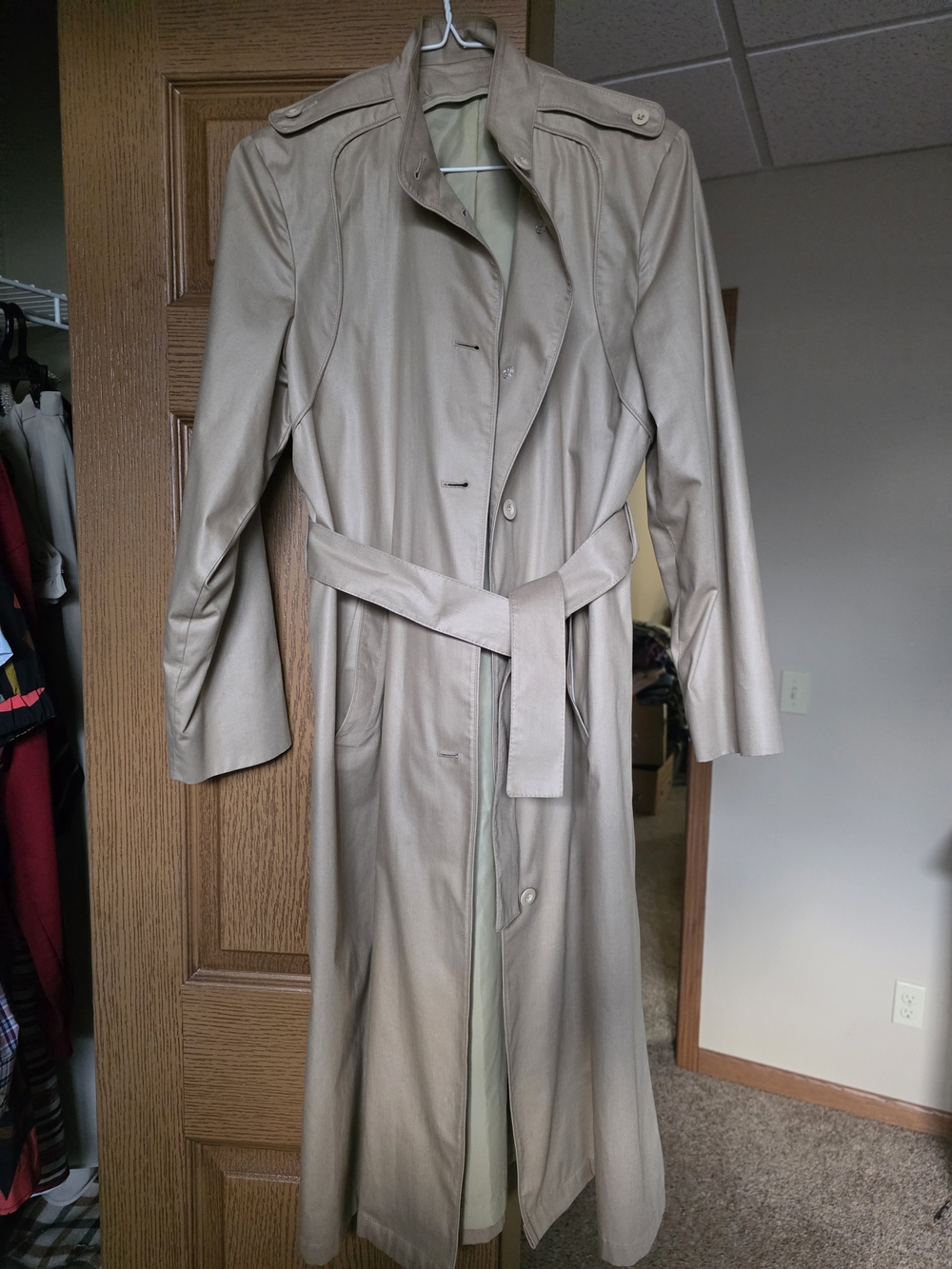 Vintage London Fog Classic Beige Trench Coat with Belt Sz 8
